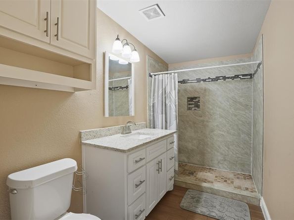 5170  Erath Street , Fort Worth Texas 76119
