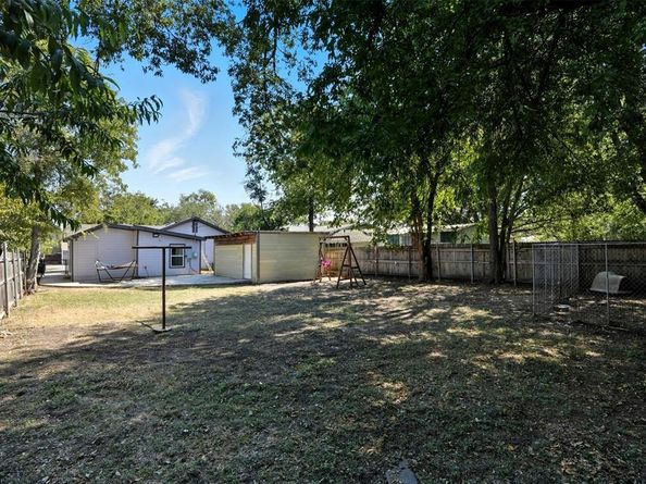 5170  Erath Street , Fort Worth Texas 76119