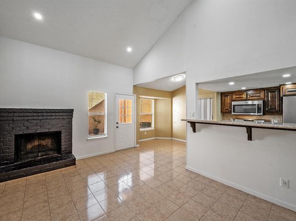 1837  Amber Lane , Carrollton Texas 75007
