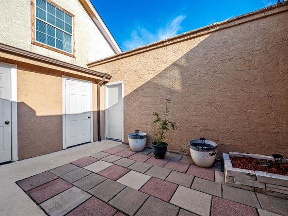 1837  Amber Lane , Carrollton Texas 75007
