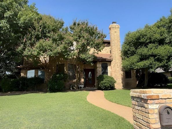 3900  Lost Creek Boulevard , Fort Worth Texas 76008