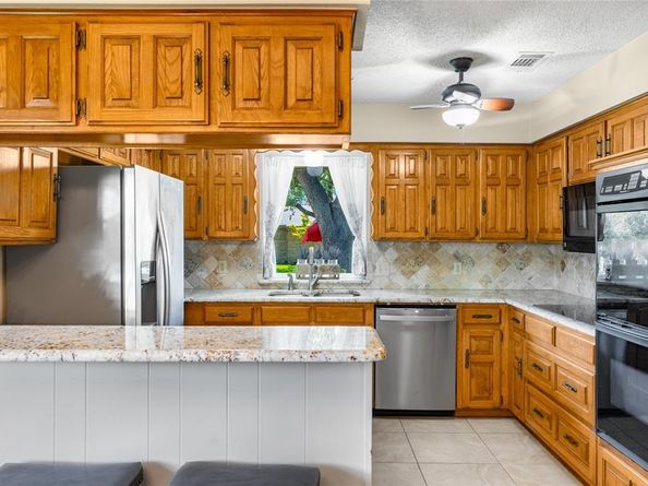 1008  Nottingham Drive , Carrollton Texas 75007