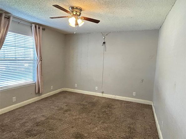 1610  Davis Boulevard , Garland Texas 75042