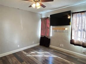 1610  Davis Boulevard , Garland Texas 75042