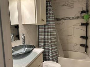1610  Davis Boulevard , Garland Texas 75042