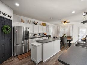 6  Whispering Bend Court , Mansfield Texas 76063