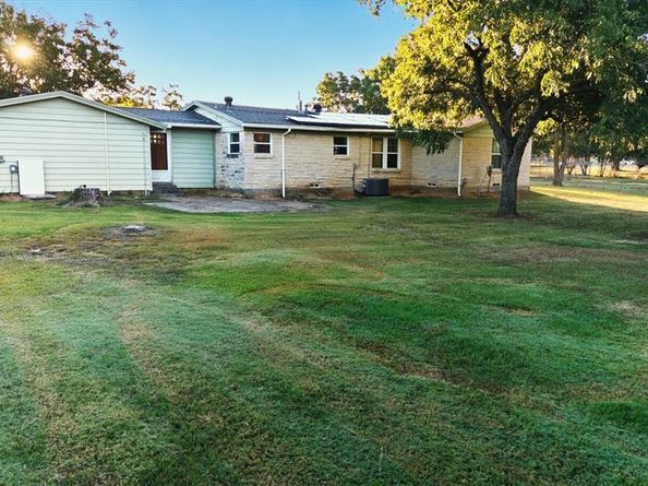 4609  Pioneer Road , Balch Springs Texas 75180