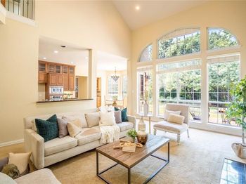 7900  Linksview Drive 