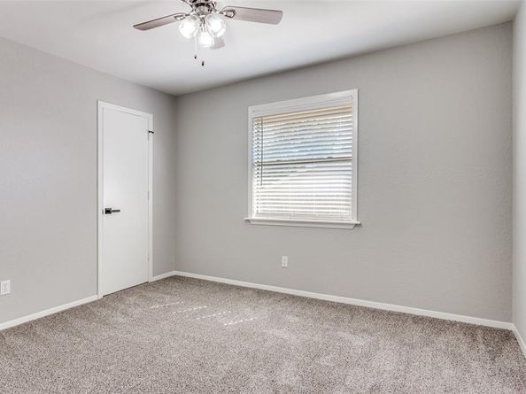 216  Meadowhill Drive , Benbrook Texas 76126