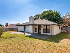 216  Meadowhill Drive , Benbrook Texas 76126