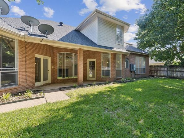 6919  Marina Shores Court , Arlington Texas 76016