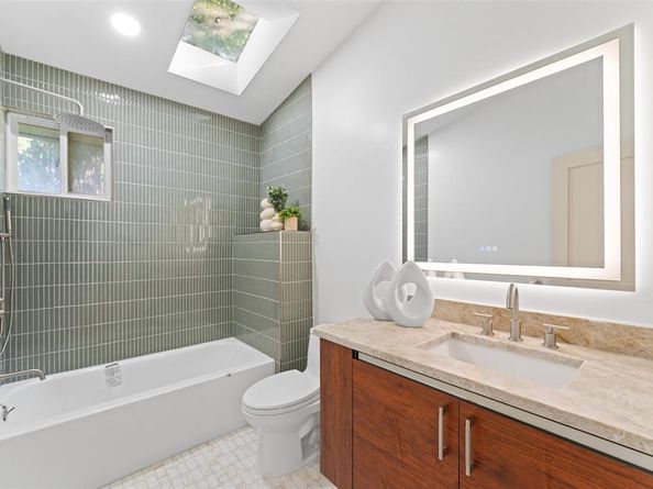 6431  Dunstan Lane , Dallas Texas 75214