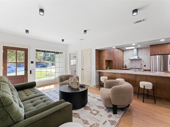 6431  Dunstan Lane , Dallas Texas 75214