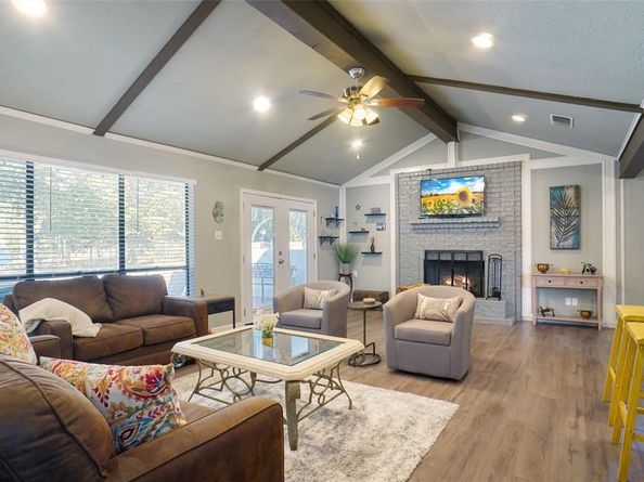 337  Shady Lane , Azle Texas 76020
