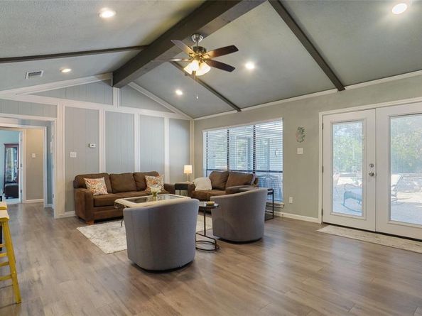 337  Shady Lane , Azle Texas 76020