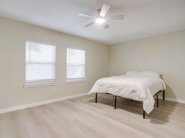 1320  Wayne Street , Haltom City Texas 76117