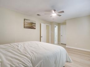 1320  Wayne Street , Haltom City Texas 76117