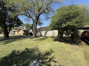 1453  Shorecrest Drive , Garland Texas 75040