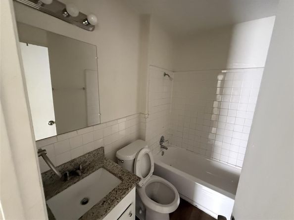 1453  Shorecrest Drive , Garland Texas 75040