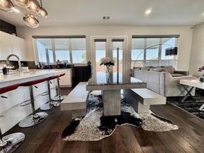 4021  Ivanhoe Lane , Dallas Texas 75212