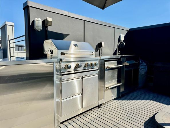4021  Ivanhoe Lane , Dallas Texas 75212