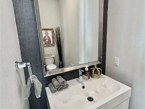 4021  Ivanhoe Lane , Dallas Texas 75212