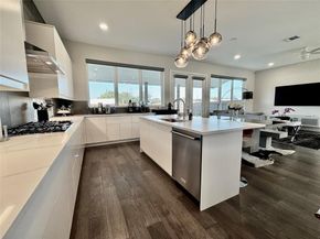 4021  Ivanhoe Lane , Dallas Texas 75212