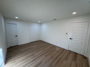 402  Tiawah Drive , Dallas Texas 75217