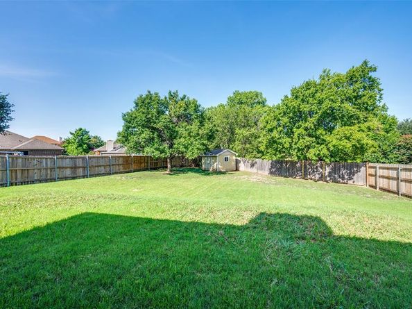 7413  Emerywood Lane , Fort Worth Texas 76137