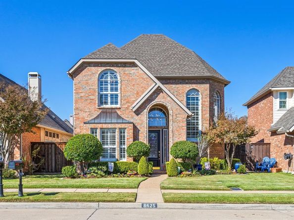 8625  Old Oak Drive , Irving Texas 75063