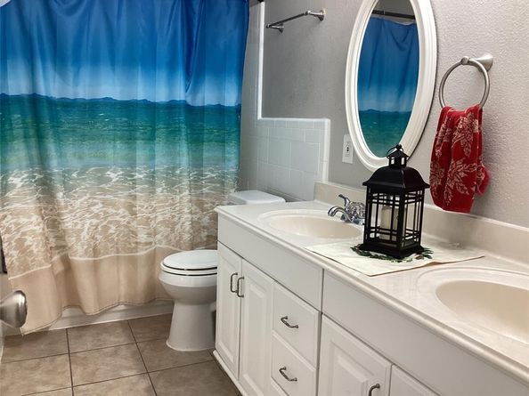 5915  Willow Branch Drive , Arlington Texas 76017