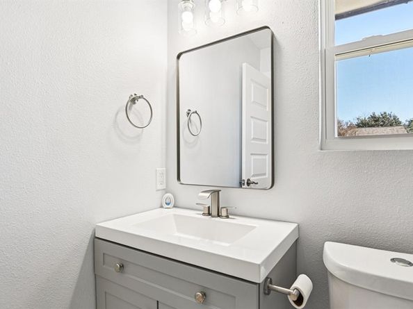 4300  Kingswick Drive , Arlington Texas 76016