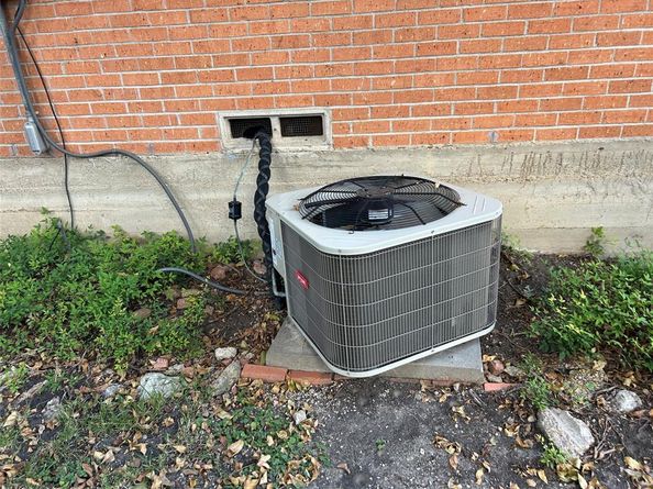 1842  Naylor Street , Dallas Texas 75228