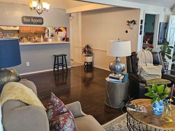 107  Larchbrook Drive , DeSoto Texas 75115