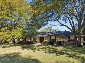4035  Alta Vista Lane , Dallas Texas 75229