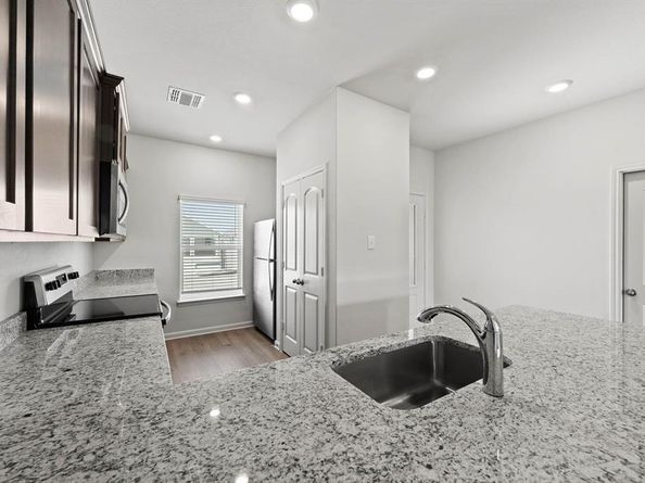 10141  Throttle Lane , Fort Worth Texas 76131