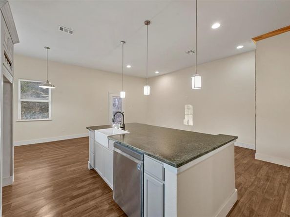 2441  Glen Garden Avenue , Fort Worth Texas 76119