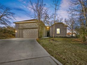2441  Glen Garden Avenue , Fort Worth Texas 76119