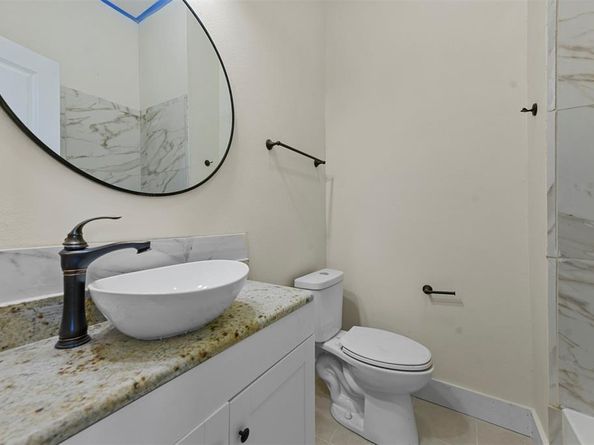 2441  Glen Garden Avenue , Fort Worth Texas 76119