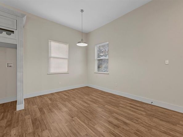 2441  Glen Garden Avenue , Fort Worth Texas 76119