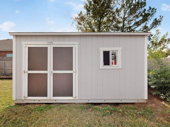 328  Cortland Circle , Roanoke Texas 76262