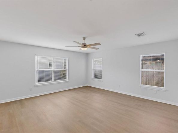 328  Cortland Circle , Roanoke Texas 76262