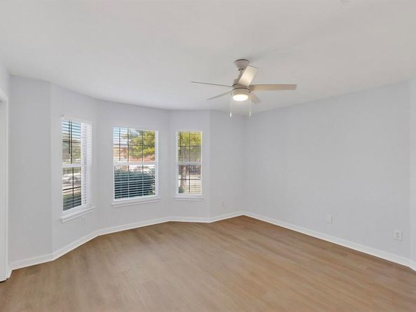 328  Cortland Circle , Roanoke Texas 76262