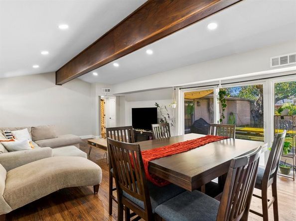 1215  Wisteria Way , Richardson Texas 75080