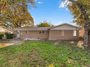 1204  John Reagan Street , Benbrook Texas 76126