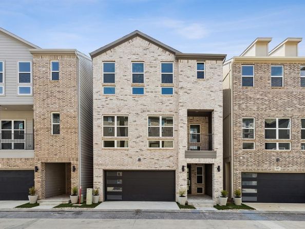 2619  Carmelita Street , Dallas Texas 75212