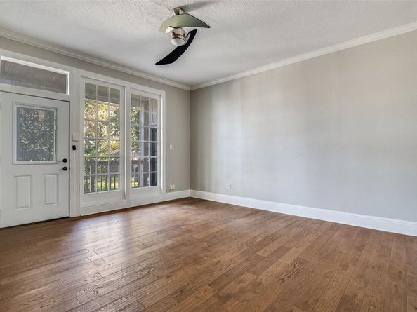 402  Munson Street , Rockwall Texas 75087