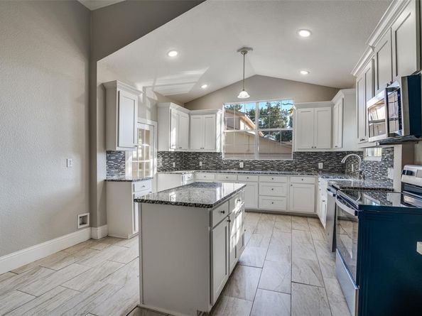 402  Munson Street , Rockwall Texas 75087