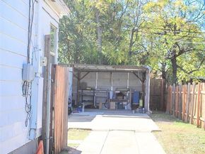 3218  Emmett Street , Dallas Texas 75211