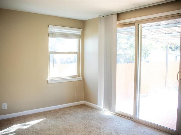 3218  Emmett Street , Dallas Texas 75211